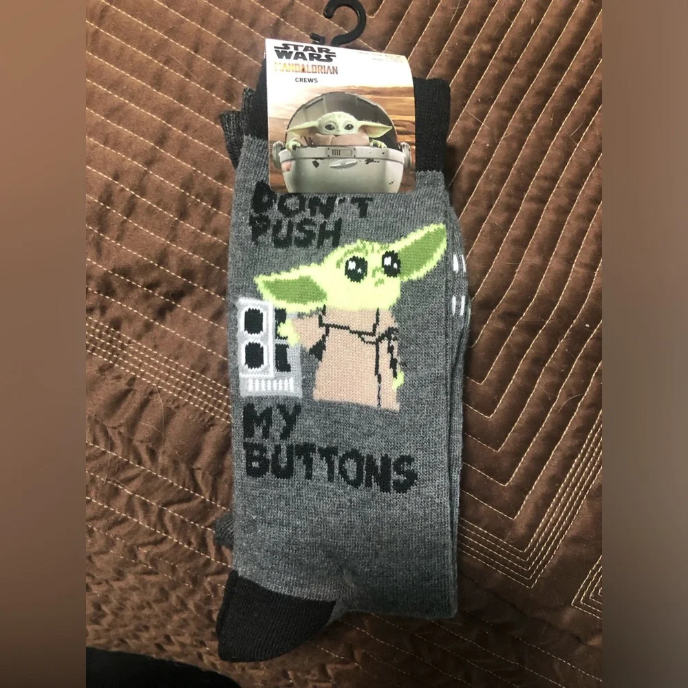 NWT Star Wars The Mandalorian The Child Baby Yoda Crew Socks 2 Pack Sz 6-1/2- 12
